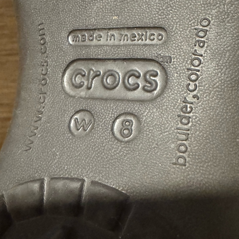 Crocs Women's size 8 Kadee slip on ballet flats slip on shoes brown closed toe - Picture 9 of 9